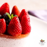 "Una fragola è sempre il tocco finale messo su una torta."
(Fabrizio Caramagna)
🍓🍓🍓

👉🏻 Ti aspettiamo a Sauris o nel nostro E-shop con i nostri piccoli frutti, coltivati, raccolti e lavorati da noi!

📍 Frazione Lateis, 19 - 33020 Sauris (UD)

.
.
.

#aziendaagricoladomini #sauris